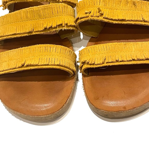 ❤️Host Pick❤️ Lucky Brand Hegen Boho Fringe Sandals - Picture 3 of 8